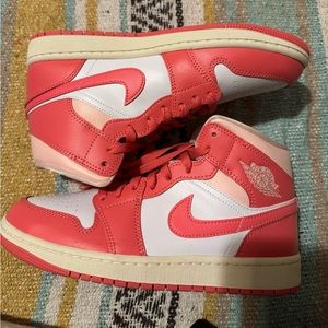 brand new nike jordan 1s size 8.5